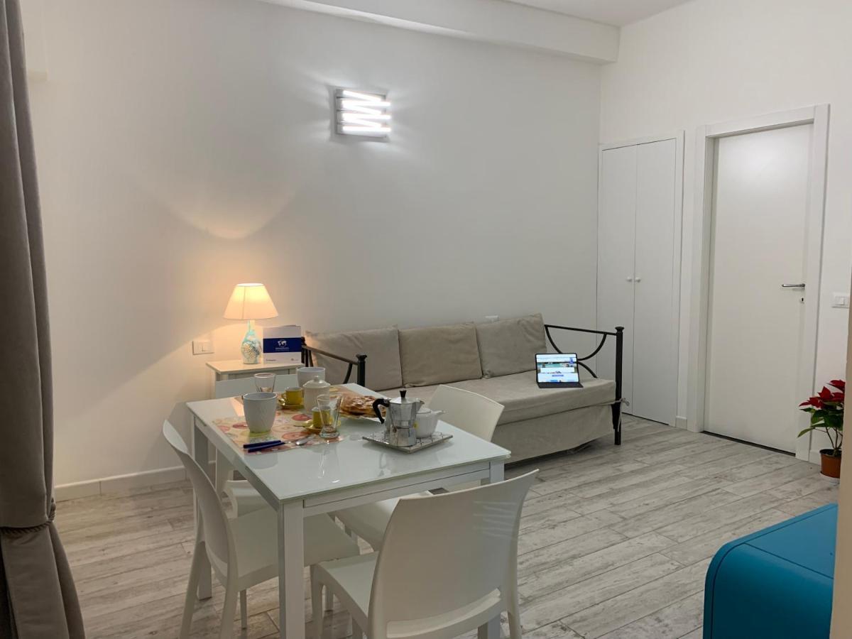 Casa Marina By Holiday World Генуя Экстерьер фото